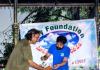 ఫుట్ పాత్ నిరాశ్రయుల మద్య దీపావళి పండుగ వేడుకలు