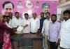 18 మంది లబ్ధిదారులకు రూ.3.94 లక్షల సీఎంఆర్‌ఎఫ్ చెక్కుల పంపిణీ