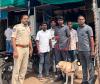 గొల్లపల్లి మండల కేంద్రంలో ట్రెయిన్డ్ డాగ్స్ నారకోటిక్ నిషేధిత గంజాయి మధిక ద్రవ్యాల  ప్రత్యేక తనిఖీలు 