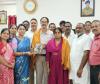 హర్ ఘర్ తిరంగా – తిరంగా యాత్రలో భాగంగా మాజీ సైనికుడు దూరిశెట్టి కిరణ్ కుమార్‌ను సన్మానించిన  డా. బోగ శ్రావణి