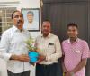 క్యాన్సర్ బాధితుడికి ఎమ్మెల్యే చేతుల మీదుగా ఆర్థిక సాయం: రిటైర్డ్ ఉద్యోగి శ్రీనివాస్‌కు ఎమ్మెల్యే ప్రశంస.!