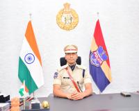 ఆన్లైన్ క్రెడిట్ కార్డ్ మోసాల పట్ల  ప్రజలు అప్రమత్తంగా ఉండాలి: జిల్లా ఎస్పీ  అశోక్ కుమార్ 