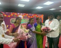 గల్ఫ్ వలస జీవులకు  బతుకమ్మ లాంటి భరోసా   దుబాయి బతుకమ్మలో తాజా మాజీ చైర్పర్సన్ అడువాల జ్యోతి
