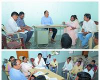 అత్యంత ప్రాధాన్యత పనులకు ప్రతిపాదనలు సిద్ధం చేయండి మున్సిపల్ కమిషనర్లకు ఎమ్మెల్యే డా సంజయ్ ఆదేశం