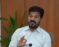 మొంథా తుపాన్‌పై సీఎం రేవంత్ రెడ్డి అప్రమత్తం — అన్ని శాఖలకు ఆదేశాలు