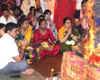 శ్రీమహిషాసుర మర్ధిని రూపంలో అమ్మవారు   - ఉజ్జయిని టెంపుల్ లో చండీహోమం