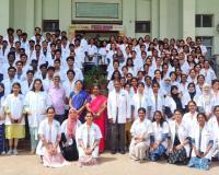 తెల్ల కోటు... స్వచ్ఛతకు నిదర్శనం   - గాంధీ మెడికల్ కాలేజీలో వైట్ కోట్ సెర్మనీ