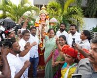 నిజామాబాద్ జిల్లా యంచలో గోదావరి ముంపు బాధితులతో కల్వకుంట్ల కవిత