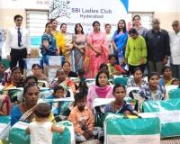 గాంధీ రోగి సహాయకుల విశ్రాంతి భవన నిర్వాహణకు చేయూత