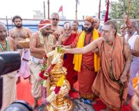 కొత్త గుడిలో భక్తులకు  దర్శనమిచ్చిన వెంకన్న స్వామి