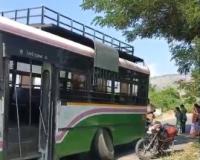 నేరేళ్ల వద్ద ఊడిపోయిన బస్సు చక్రం - తప్పిన ప్రమాదం 