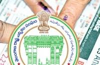 స్థానిక సంస్థల ఎన్నికల నోటిఫికేషన్లపై తెలంగాణ హైకోర్టు స్టే 