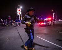  కేలిఫోర్నియాలో బ్యాంక్వెట్ హాల్‌లో కాల్పులు: 4 గురు మృతి, 10 మందికి గాయాలు