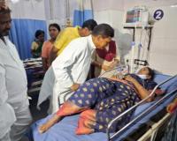 చేవెళ్ల బస్సు ప్రమాద స్థలాన్ని పరిశీలించిన డాక్టర్ జీ. చిన్నారెడ్డి