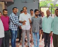 10లక్షల 25వేల రూపాయల LOC ప్రొసీడింగ్స్ అందజేసిన ఎమ్మెల్యే డా.సంజయ్ కుమార్