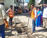 నల్లగుట్ట నాలా  స్ట్రెచ్‌లో హైడ్రా  స్పెషల్ డ్రైవ్  :: స్టోర్మ్ వాటర్ డ్రెయిన్‌లలో సిల్ట్ తొలగింపు