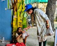 ఫుట్ పాత్ నిరాశ్రయులకు 288 వ అన్నదానం