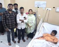 పిడుగుపడి ప్రాణాపాయంలో విద్యార్థి..   : రూ18లక్షల ఆర్థిక సాయం అందించి, ఆదుకున్న మంత్రి అడ్లూరి