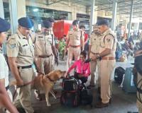 సికింద్రాబాద్ రైల్వే స్టేషన్‌లో ముమ్మర తనిఖీలు.