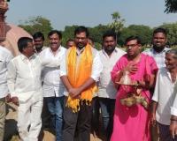  కాంగ్రెస్ ప్రభుత్వం రావాలని కట్టిన ముడుపు విడిపించిన ఎంపీ వంశీ