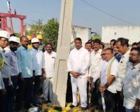 గొల్లపల్లి మండలంలోని పలు గ్రామాల్లో ఇండ్లపై నుండి వెళ్లిన విద్యుత్తు లైన్లు మరమత్తు కొరకు శంకుస్థాపన 