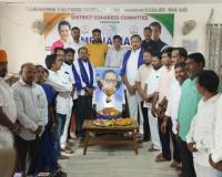 కరీంనగర్‌లో రాజ్యాంగ దినోత్సవం ఘనంగా – అంబేద్కర్ కు  కాంగ్రెస్ నేతల నివాళులు