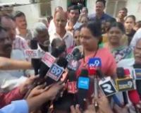 వనపర్తిలో మాతా–శిశు సంరక్షణ కేంద్రం సందర్శించిన కవిత