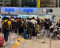 ఇండిగో విమాన సర్వీసులో రెండు రోజులుగా సమస్యలు