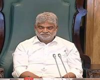 పార్టీ ఫిరాయింపుల కేసులో స్పీకర్ కీలక తీర్పు