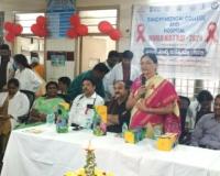హెచ్ఐవీ బాధితులు ఆందోళన చెందొద్దు : సూపరింటెండెంట్ డాక్టర్ వాణి 