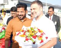 రాహుల్ గాంధీకి సీఎం రేవంత్ రెడ్డి స్వాగతం