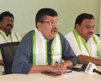 కవితమ్మపై తప్పుడు ప్రచారం ఆపాలి.. నిరాధార ఆరోపణలకు తీవ్ర పరిణామాలు: తెలంగాణ జాగృతి నేతలు