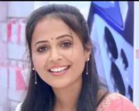 సోషల్ మీడియా స్టార్డమ్‌తో సర్పంచ్ పీఠం