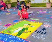 ఆకట్టుకున్న సందేశాత్మక ముగ్గు