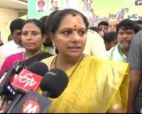 ఎన్నికల లబ్ది కోసమే  ఫోన్ ట్యాపింగ్ కేసులో కేసీఆర్‌కు సిట్ నోటీసులు : కవిత 