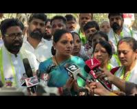 ట్యాంక్ బండ్‌ పై ఫూలే విగ్రహ పనుల పరిశీలించిన కవిత–