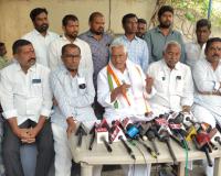 పక్కింటి సంసారంలో చిచ్చు పెట్టడం మానుకో: మాజీ మంత్రి జీవన్ రెడ్డి