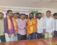 దేశంలోనే ప్రథమ స్థానం సాధించిన కోనేరుపల్లె గ్రామం