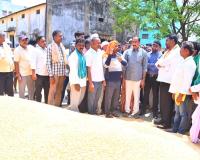 మొక్కజొన్న కొనుగోలు ప్రక్రియ పారదర్శకంగా నిర్వహించాలి   ధాన్యం కొనుగోళ్లు వేగవంతం చేయాలి   రాష్ట్ర సంక్షేమ శాఖ మంత్రి అడ్లూరి లక్ష్మణ్ కుమార్