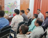 అనుమానాస్పద వ్యక్తులకు లాడ్జ్  గదులు ఇవ్వొద్దు, గుర్తింపు పత్రాలు తప్పనిసరి: టౌన్  ఇన్‌స్పెక్టర్  కరుణాకర్