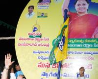 బీజేపీ తెలంగాణకు సవతి తల్లి ప్రేమ చూపుతోంది.. ముషీరాబాద్ జండా పండగలో  కల్వకుంట్ల కవిత