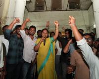 ఓయూకు హామీ ఇచ్చిన రూ.1,000 కోట్లు ఏమయ్యాయి?: ప్రశ్నించిన  కవిత