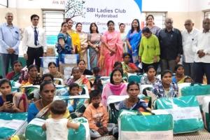 గాంధీ రోగి సహాయకుల విశ్రాంతి భవన నిర్వాహణకు చేయూత