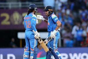 భారత్‌ vs దక్షిణాఫ్రికా మహిళల ప్రపంచకప్ ఫైనల్‌ – శఫాలీ, స్మృతీ అద్భుత ఆరంభం