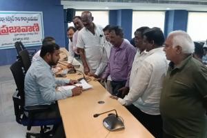 జగిత్యాల పట్టణంలో ప్రమాదాలకు నిలువైన యావరోడ్ విస్తరణకు ప్రజా వినతి