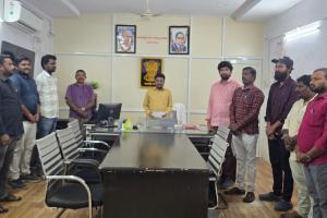 తాసిల్దార్ కార్యాలయంలో జాతీయ గీతం  వందేమాతరం 150 వ వార్షికోత్సవం.