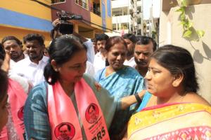 జూబ్లీహిల్స్ ఉప ఎన్నికల్లో తుల ఉమ ప్రచారం