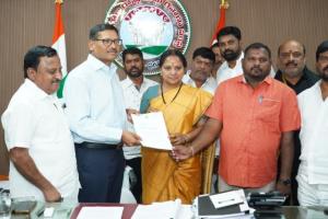 ఆర్టీసీ కార్మికుల పక్షాన కవిత – ఉద్యోగ భద్రతకై జాగృతి డిమాండ్