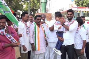 జగిత్యాలలో మాజీ మంత్రి జీవన్ రెడ్డి ఆధ్వర్యంలో సంబరాలు