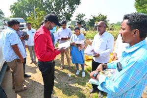 ధాన్యం కొనుగోళ్లలో నాణ్యత ప్రమాణాలు పాటించాలి ::జిల్లా కలెక్టర్ సత్యప్రసాద్
